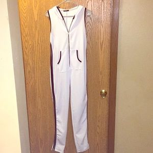 White Fitted Jumper with black on the sides.